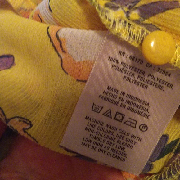 ANTHRO HD in Paris Ruffle Sleeve Floral Top - Picture 8 of 8